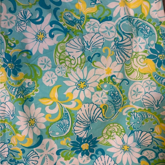 Lily Pulitzer blue and yellow Floral shell Print Cotton Skorts size 8 worn once - Picture 6 of 8